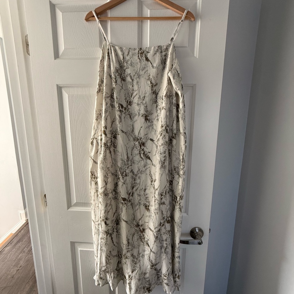 Women dresses